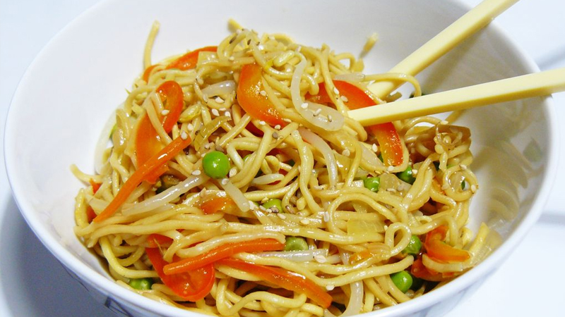 Nouilles sautées aux légumes